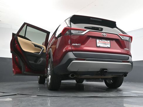 Used 2022 Toyota RAV4 Limited FWD image 44