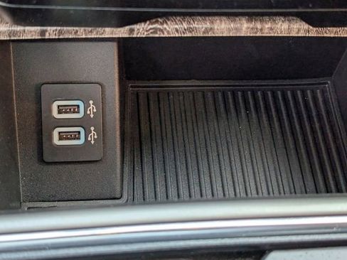 Used 2019 Ford F250 Lariat w/ Lariat Value Package image 21