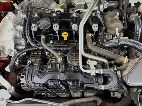 Used 2021 Nissan Rogue SV FWD image 38