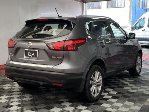Used 2019 Nissan Rogue Sport SV w/ Technology Package image 6