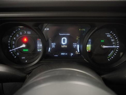 Used 2025 Jeep Wrangler Unlimited Rubicon 4xe AWD/4WD image 32