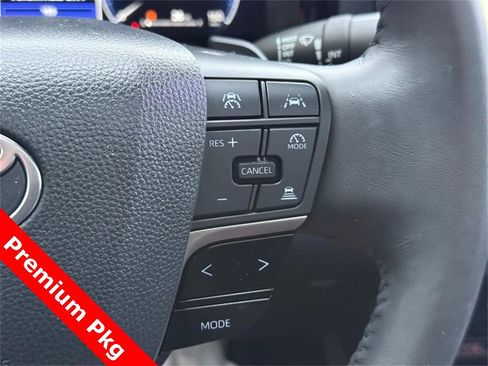 Used 2025 Toyota Camry XSE image 21