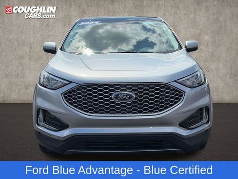 Used 2024 Ford Edge SEL w/ Convenience Package AWD/4WD image 3