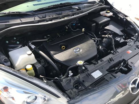 Used 2015 MAZDA MAZDA5 Grand Touring image 45