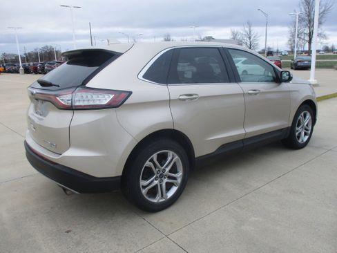 Used 2017 Ford Edge Titanium w/ Cold Weather Package image 5