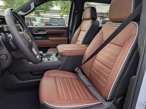New 2026 GMC Sierra 1500 Denali Ultimate AWD/4WD image 18