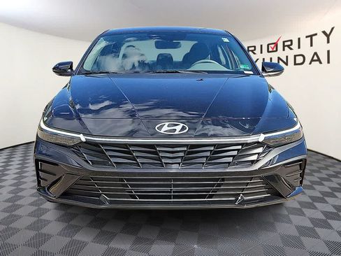 Certified 2025 Hyundai Elantra Sport w/ Cargo Package FWD image 2
