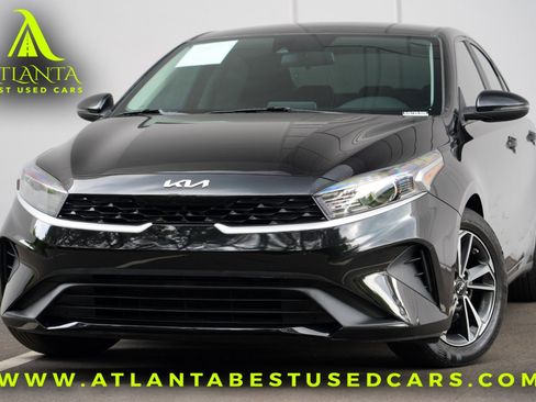Used 2023 Kia Forte LXS w/ LXS Technology Package FWD image 1