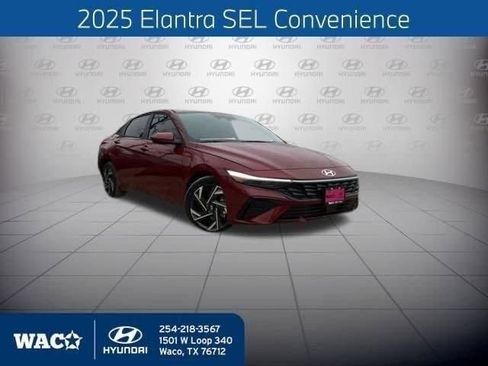 Used 2025 Hyundai Elantra Sport image 1