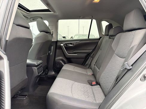 Used 2020 Toyota RAV4 XLE image 14