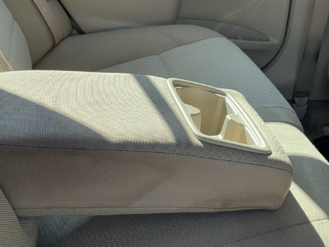 Used 2017 Toyota Camry LE FWD image 36