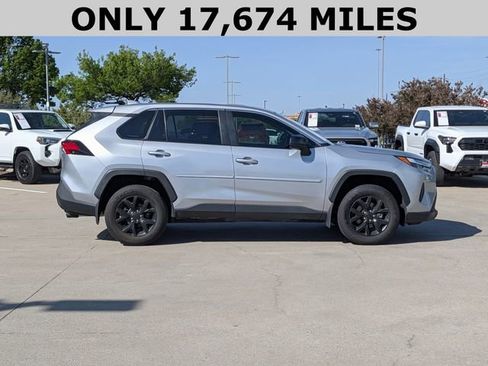 Used 2024 Toyota RAV4 LE image 4