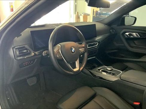Certified 2023 BMW 230i Coupe w/ Convenience Package RWD image 7