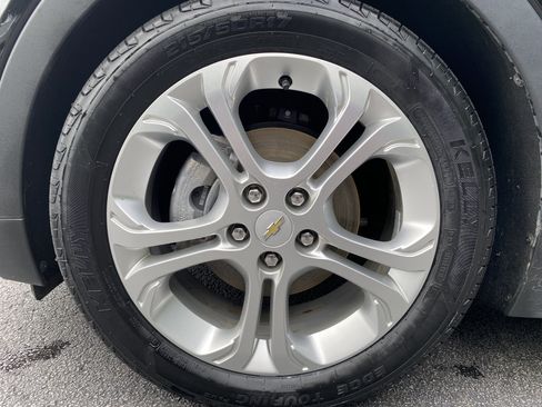 Used 2020 Chevrolet Bolt LT FWD image 41
