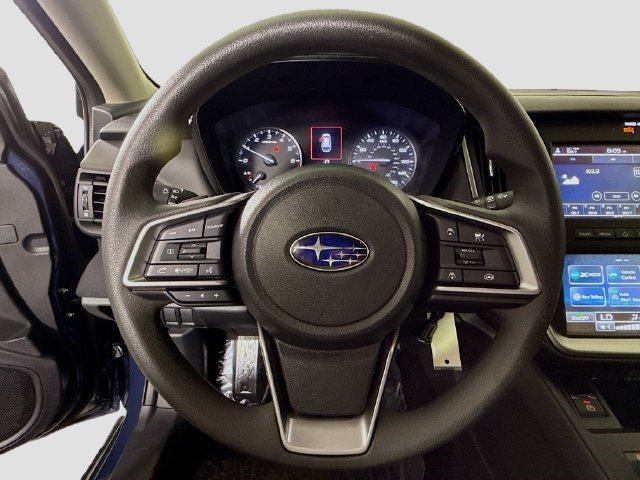 Used 2025 Subaru Outback AWD/4WD image 12