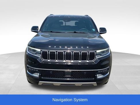 Used 2023 Jeep Wagoneer Series III w/ Preferred Equipment Group AWD/4WD image 2