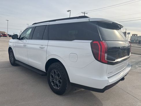 Used 2025 Ford Expedition Max Active image 5