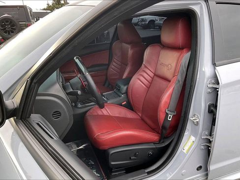 Used 2022 Dodge Charger SRT Hellcat w/ Harman/Kardon Audio Group image 23