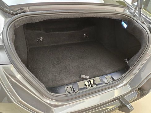 Used 2024 Ferrari Roma RWD image 18