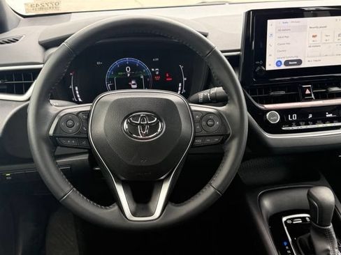 Used 2026 Toyota Corolla SE FWD image 19