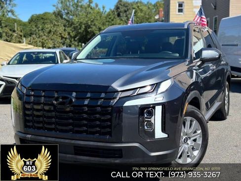 Used 2025 Hyundai Palisade SEL FWD image 1