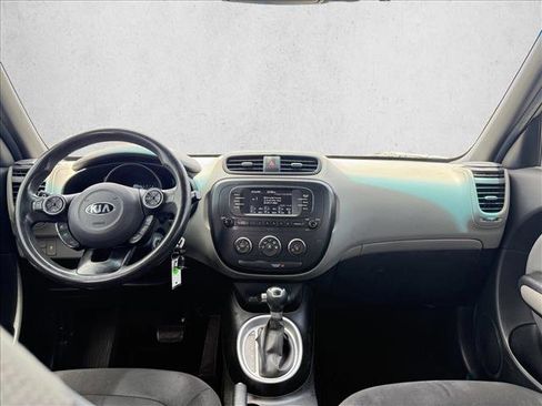 Used 2017 Kia Soul FWD image 11