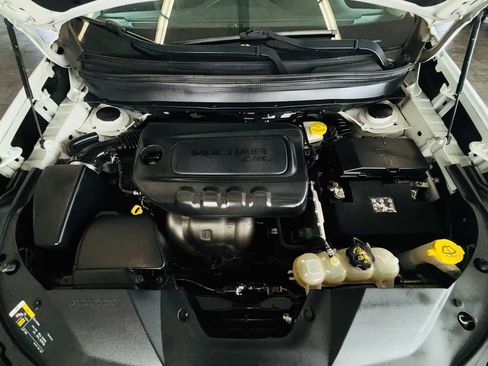Used 2020 Jeep Cherokee Limited FWD image 23