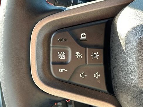 Used 2024 Ford Bronco Heritage Edition AWD/4WD image 24