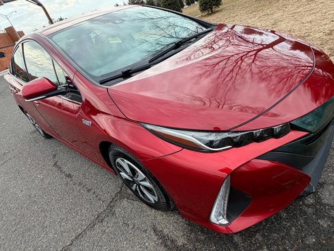 Used 2018 Toyota Prius Prime Plus image 28