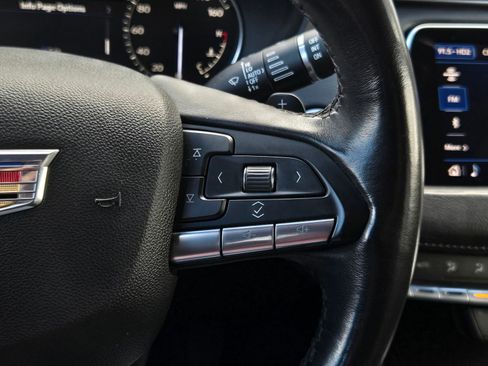 Used 2023 Cadillac XT4 Premium Luxury AWD/4WD image 20