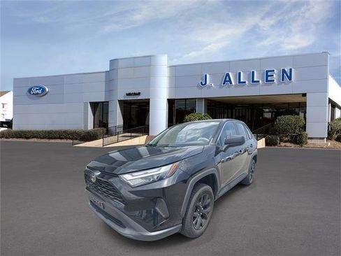 Used 2024 Toyota RAV4 LE FWD image 1