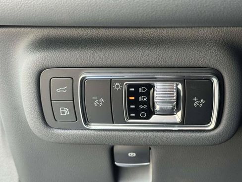New 2026 Lincoln Nautilus Premier w/ Equipment Group 102A AWD/4WD image 36