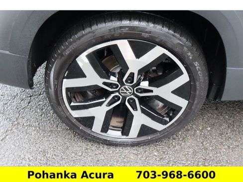 Used 2023 Volkswagen Taos SEL image 35