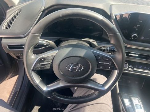 Used 2022 Hyundai Sonata SEL w/ Convenience Package FWD image 4