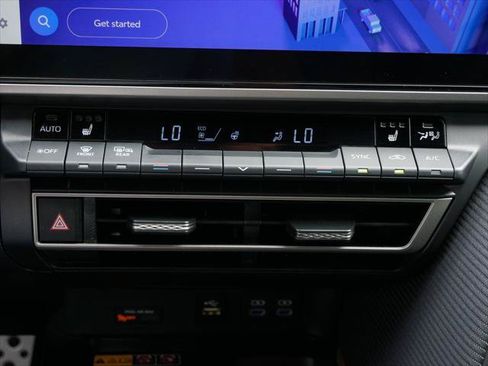 Certified 2025 Toyota Camry SE w/ Multimedia Upgrade Package AWD/4WD image 21