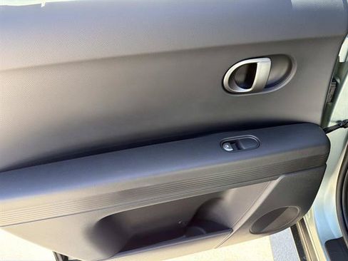 New 2026 Hyundai Ioniq 5 SEL RWD image 9