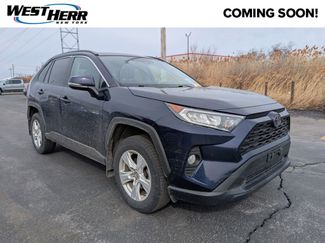 Used 2021 Toyota RAV4 XLE w/ Convenience Package video 1