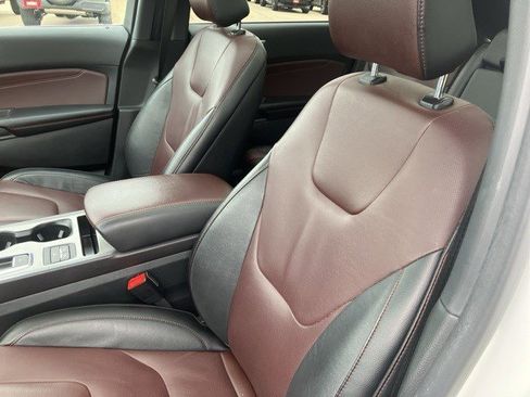 Used 2022 Ford Edge Titanium w/ Equipment Group 301A image 12