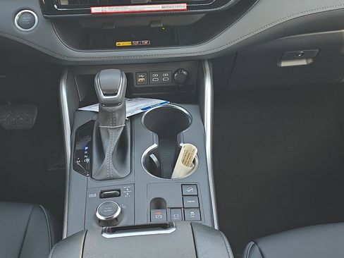 New 2026 Toyota Highlander XSE image 27