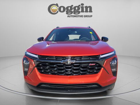 Used 2024 Chevrolet Trax RS w/ Driver Confidence Package image 9