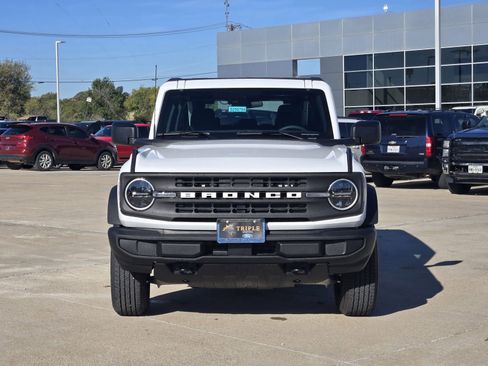 New 2025 Ford Bronco 4-Door AWD/4WD image 6