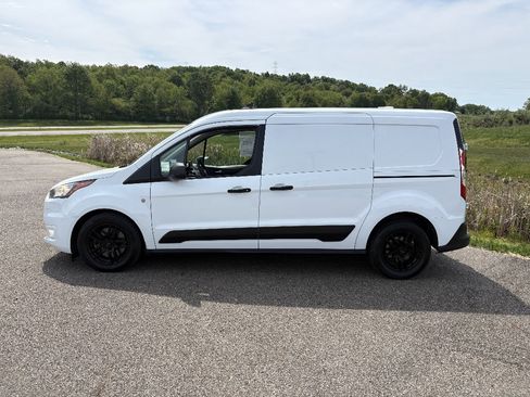 Used 2020 Ford Transit Connect XLT FWD image 2