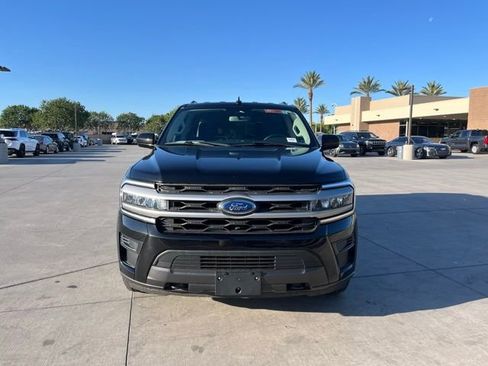 Used 2022 Ford Expedition XLT AWD/4WD image 5