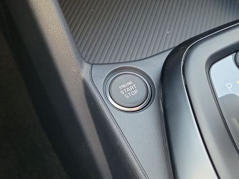 New 2026 Kia K4 FWD image 32
