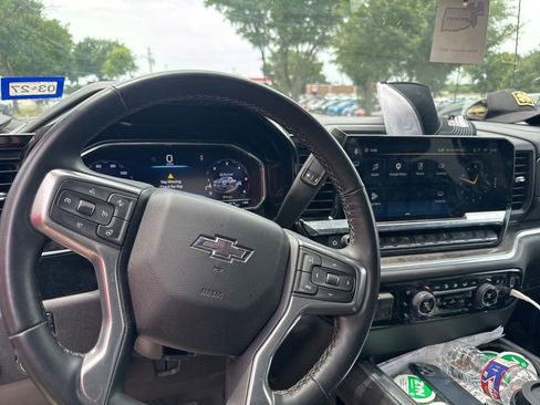 Used 2025 Chevrolet Silverado 2500 LTZ w/ Trail Boss Package AWD/4WD image 11