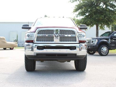 Used 2018 RAM 2500 Laramie AWD/4WD image 2