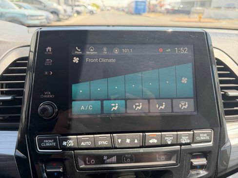 Used 2024 Honda Odyssey Elite image 26