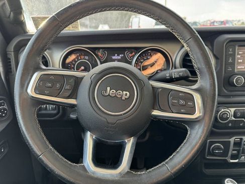 Used 2020 Jeep Gladiator Sport w/ Quick Order Package 24S image 18