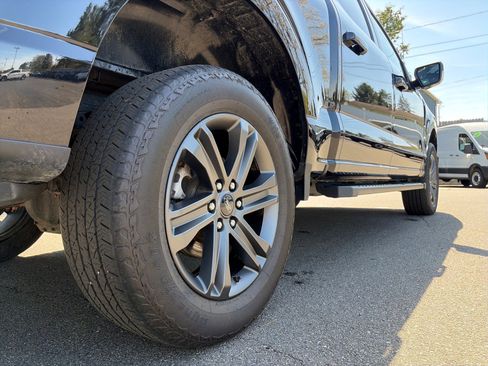 Used 2023 Ford F150 Lariat w/ Equipment Group 502A High AWD/4WD image 7