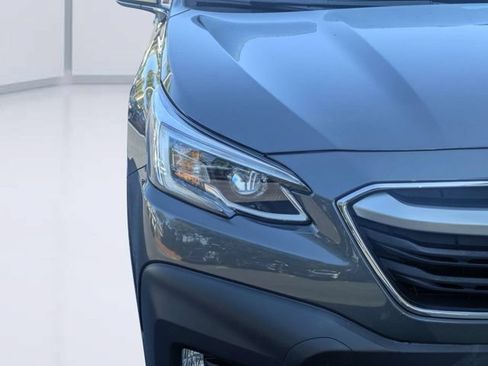 Used 2021 Subaru Outback Touring AWD/4WD image 9